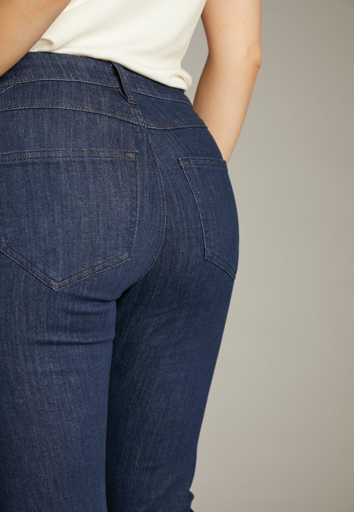 ECHTE Classic Jeans, Cropped Trousers 03022 Navy