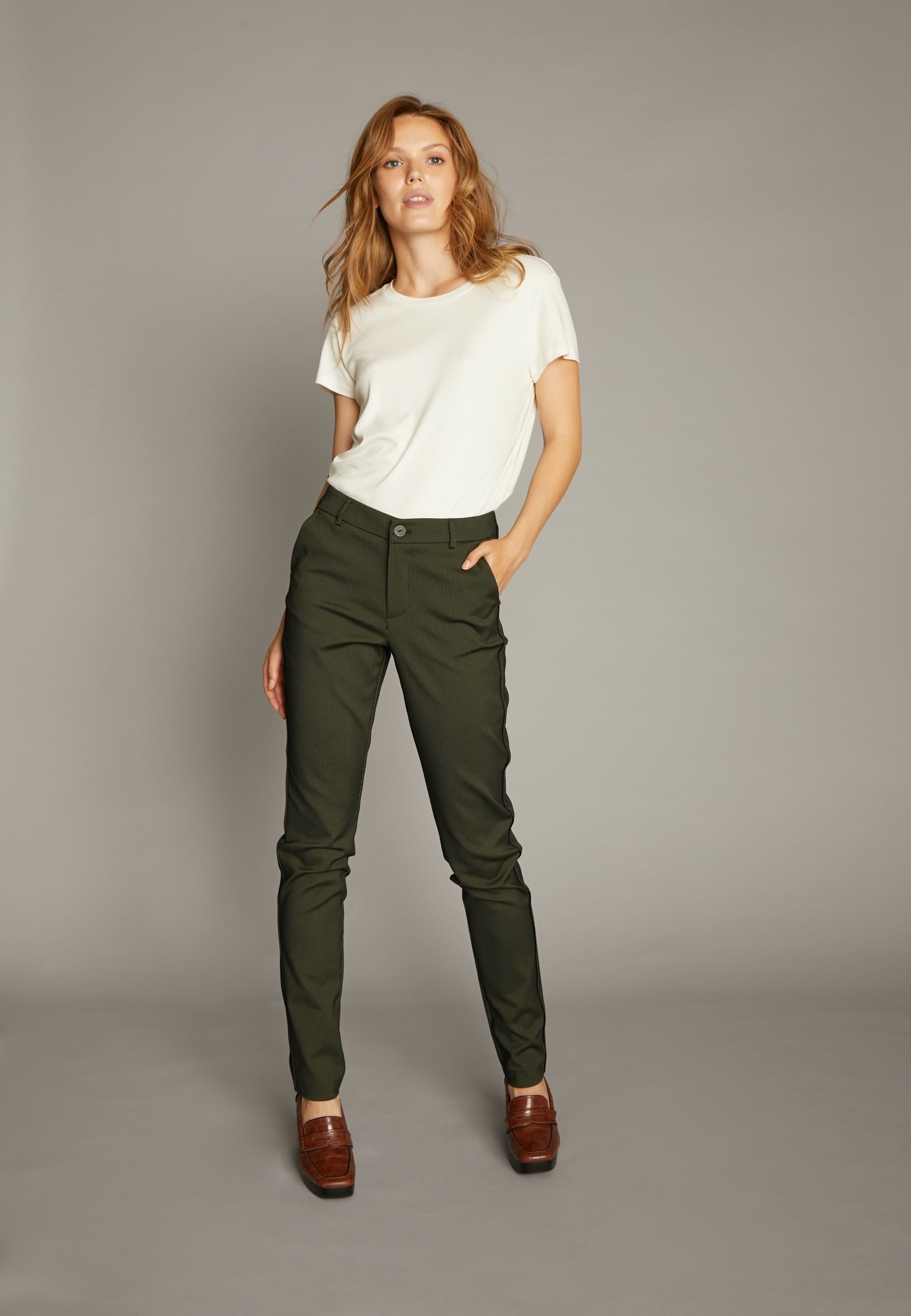 ECHTE Ebony, Slim Trousers Trousers 07007 Sulphur Yellow stripe