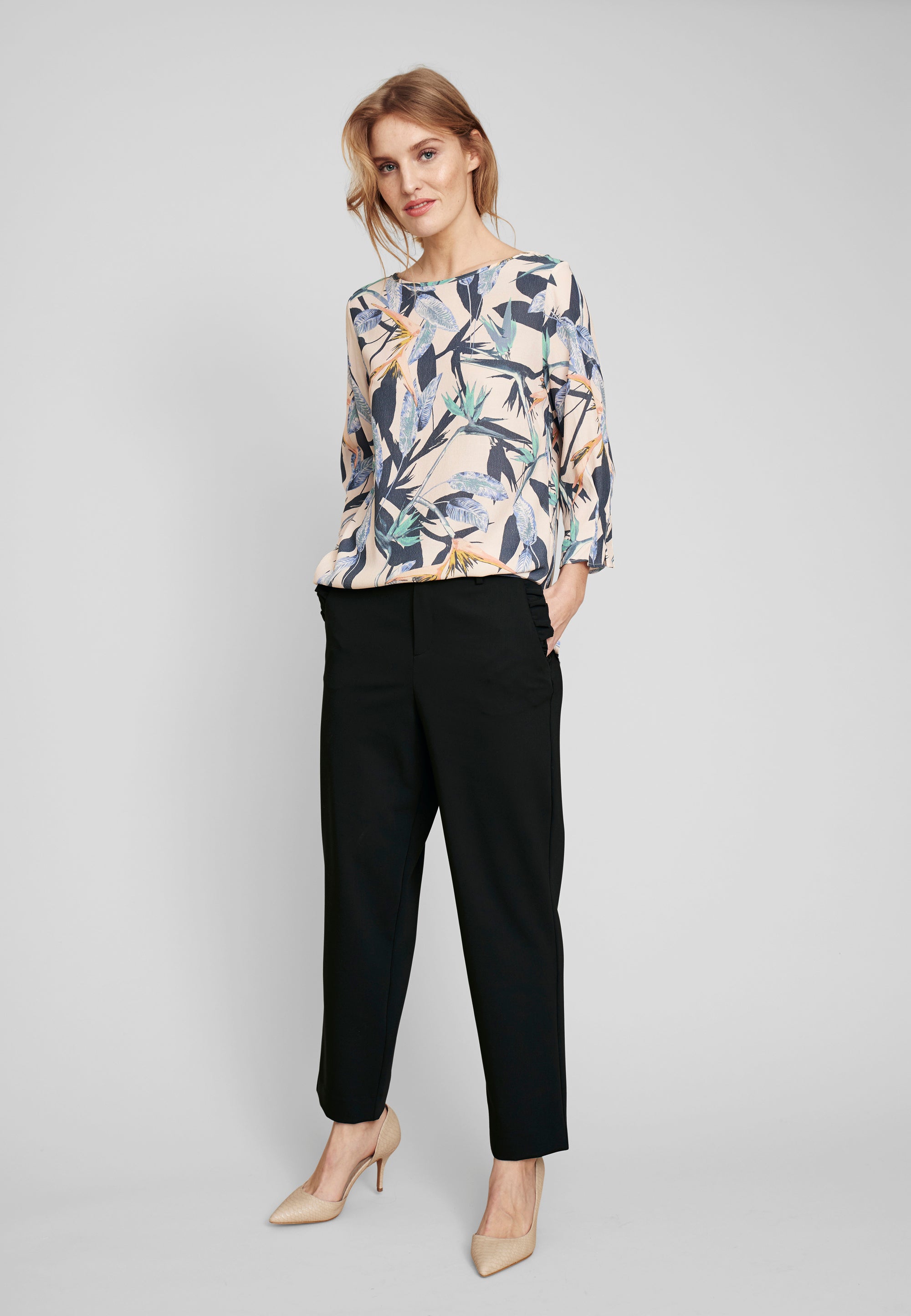 ECHTE Linda crop, Regular Shirts Shirts 05004 Sweet Tropic