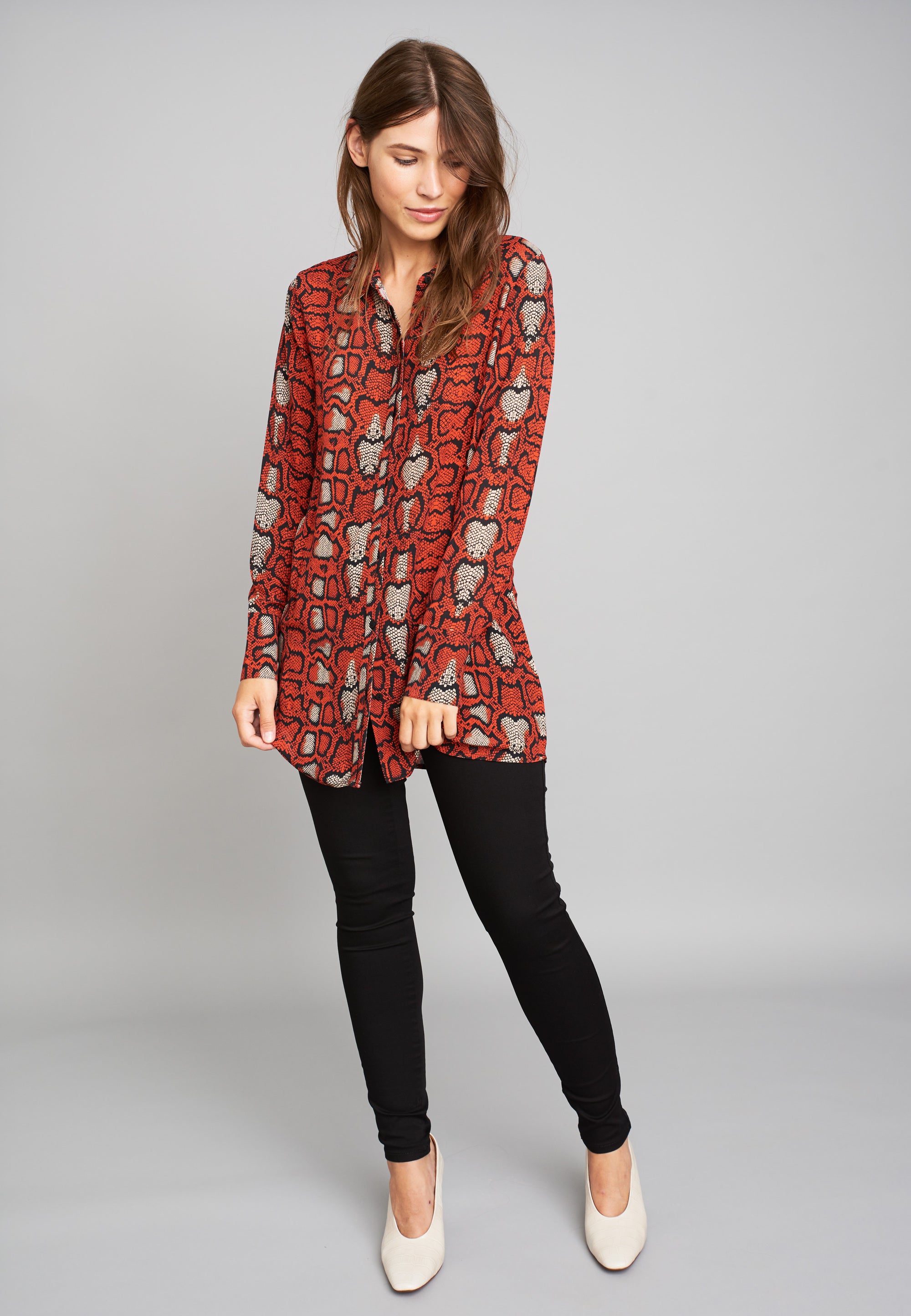 ECHTE Orion, Regular Shirts Shirts 05015 Cherry Tomato snake