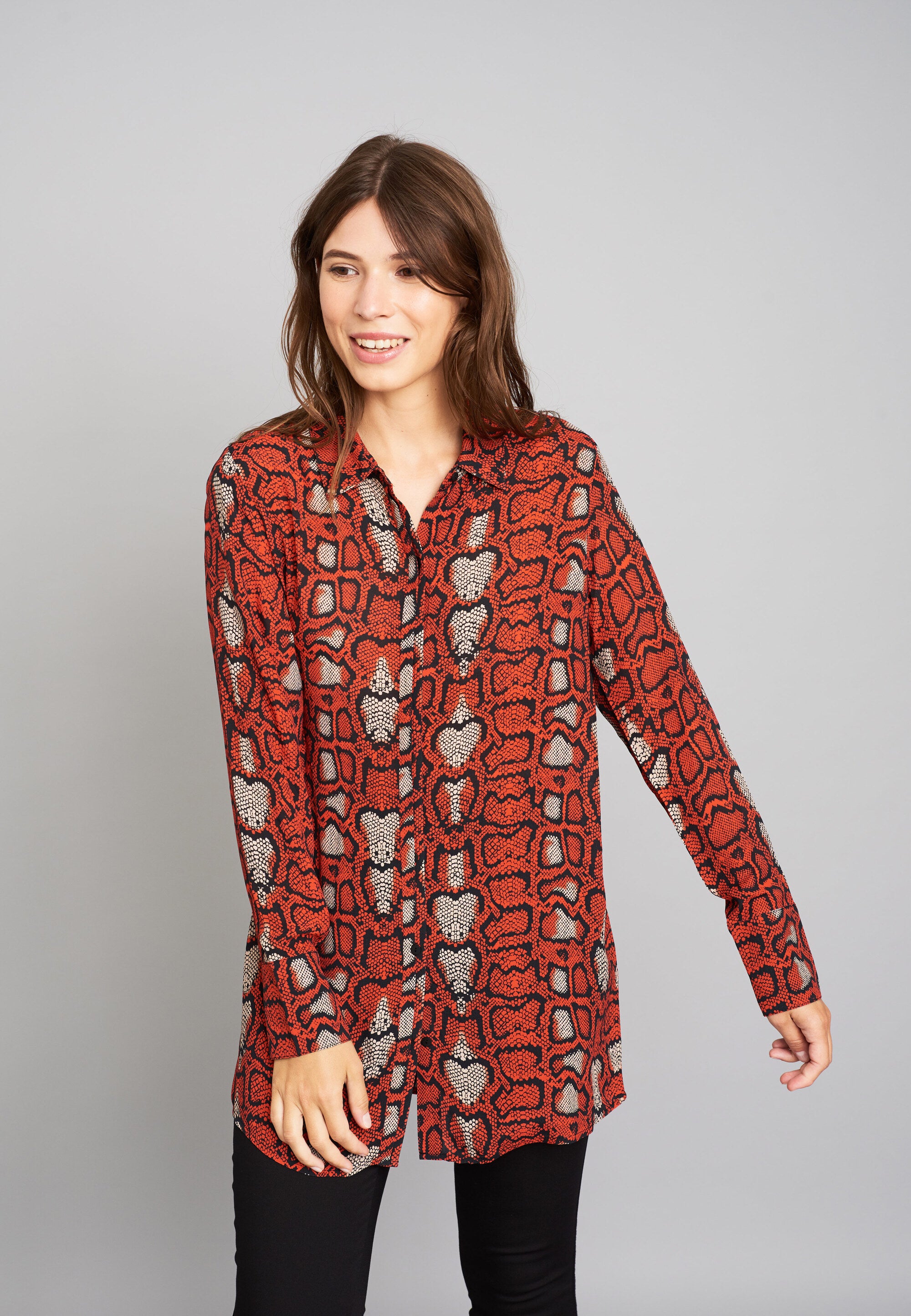 ECHTE Orion, Regular Shirts Shirts 05015 Cherry Tomato snake