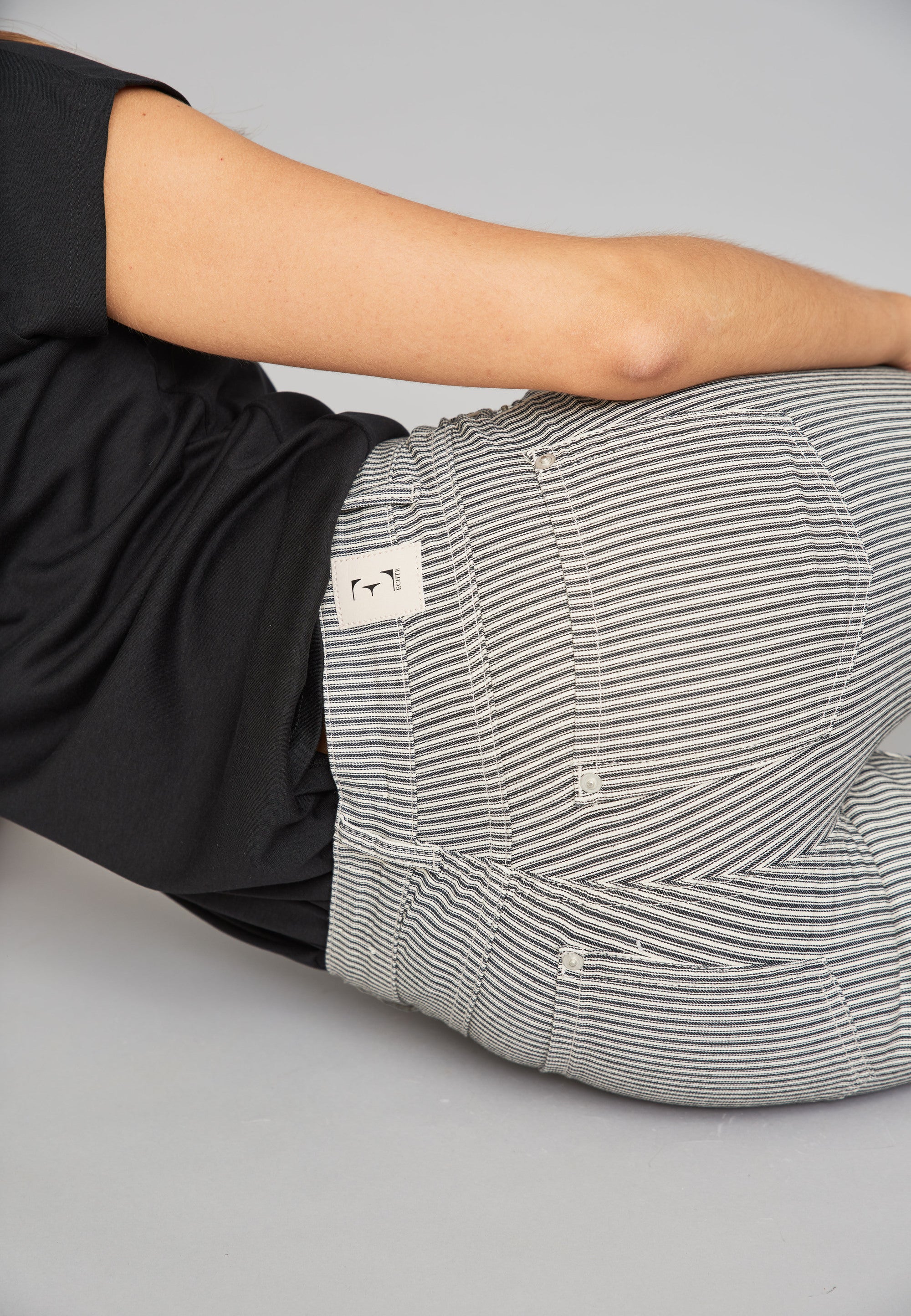 ECHTE Bless Trousers Trousers 05002 Black Stripe