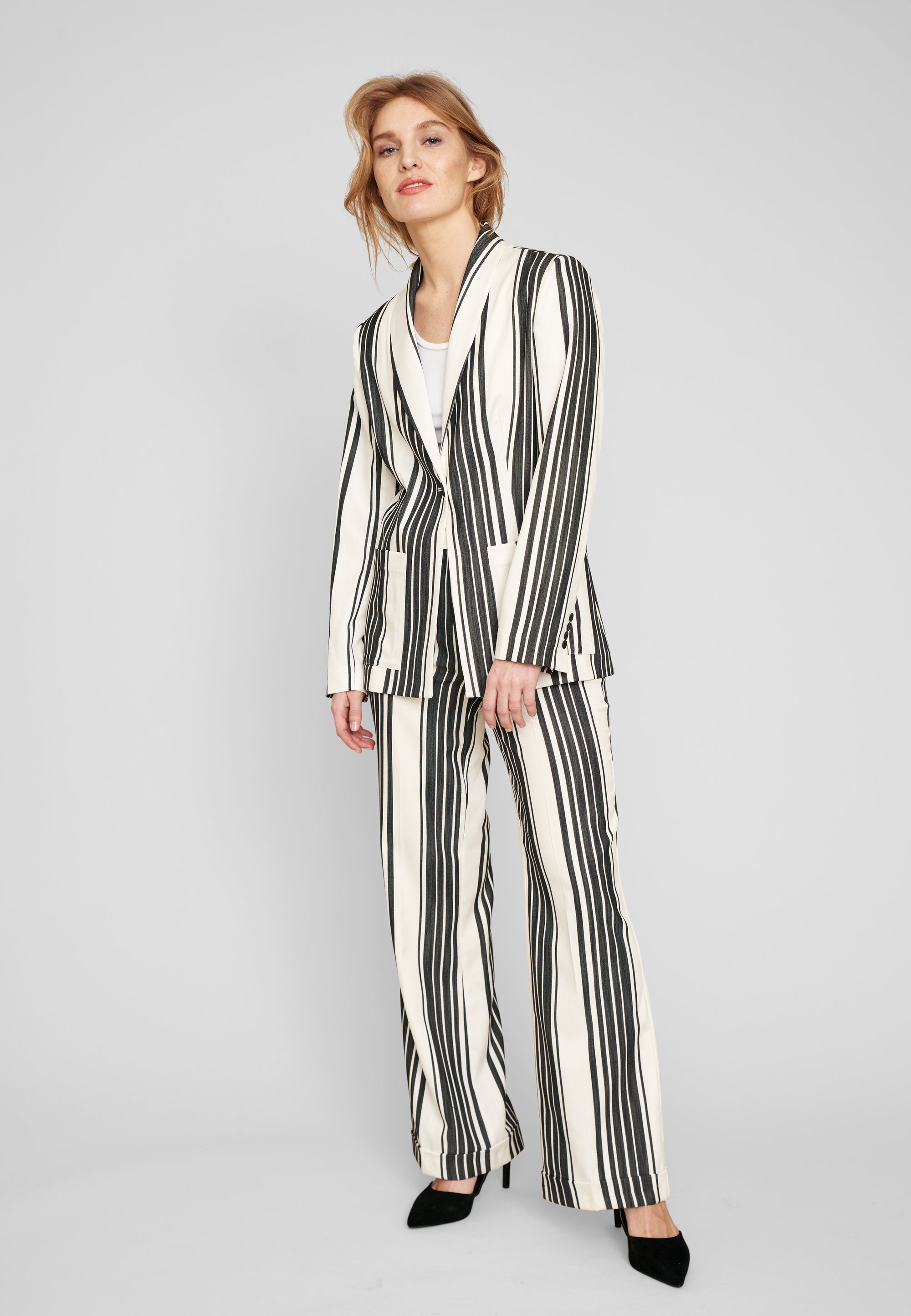 ECHTE Eiko, Loose Trousers ML Trousers 07004 Black-white stripe