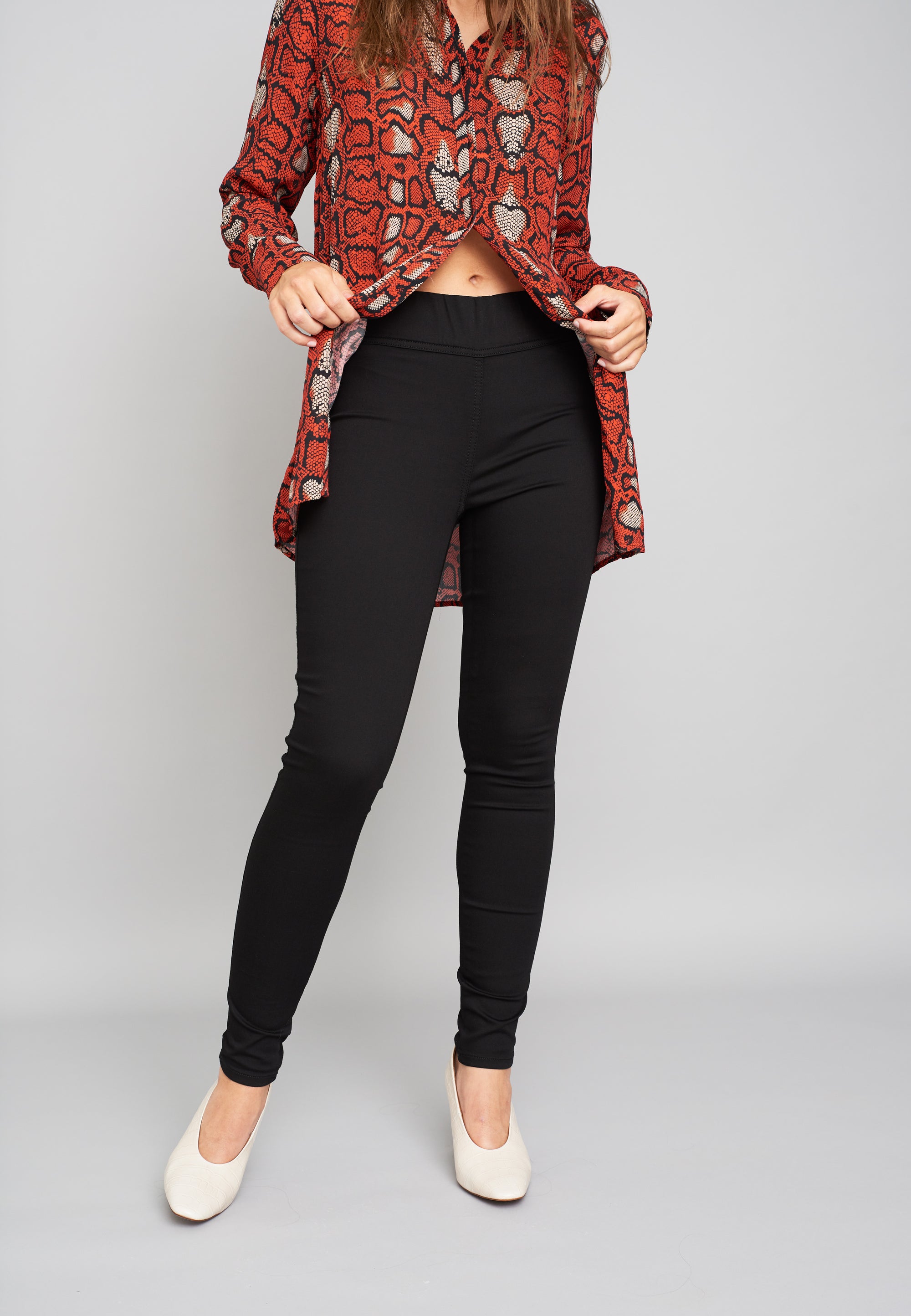 ECHTE Nahla, Skinny Trousers SL Trousers 01000 Black