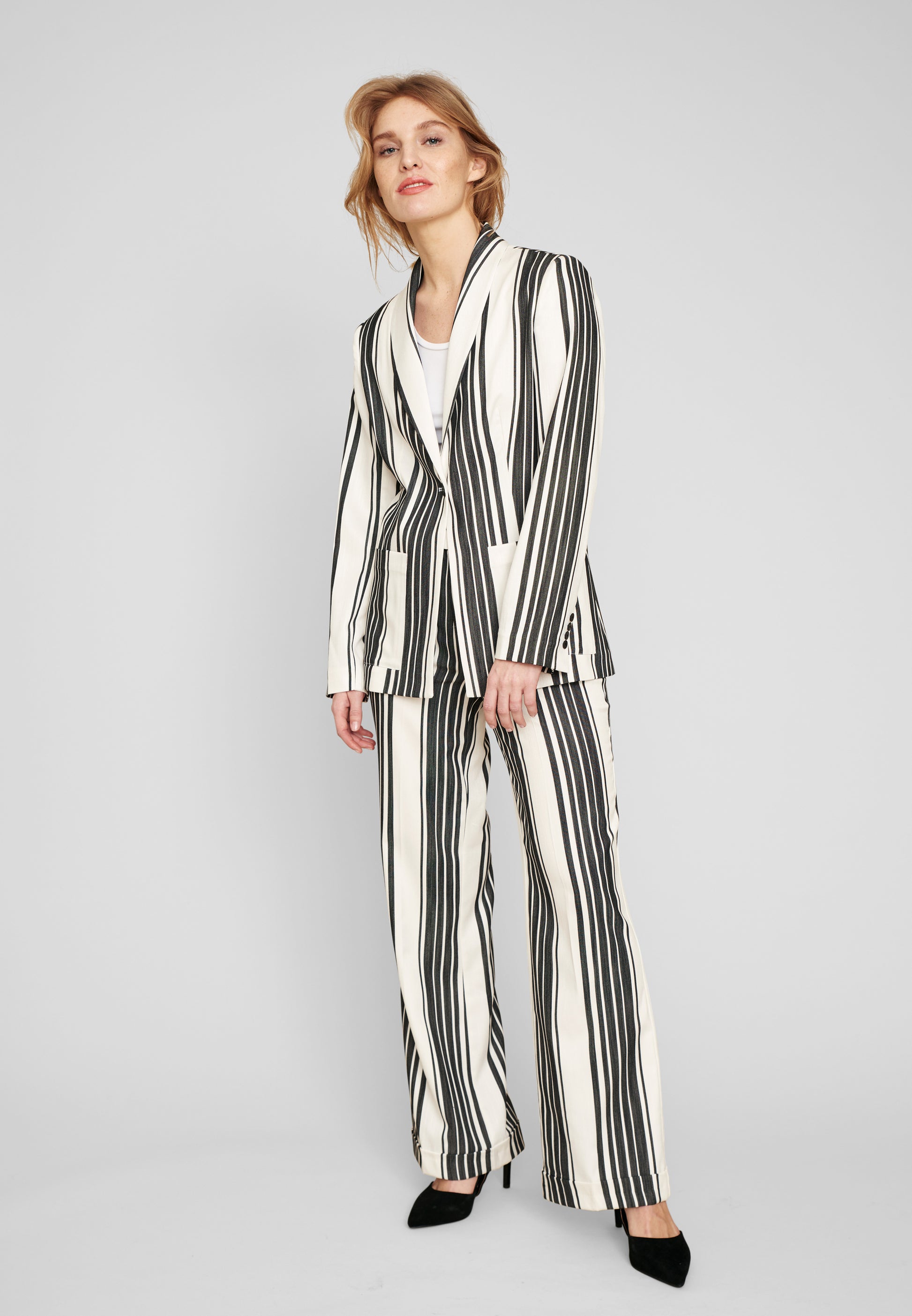 ECHTE Tally, Regular In jackets Jackets 07004 Black-white stripe