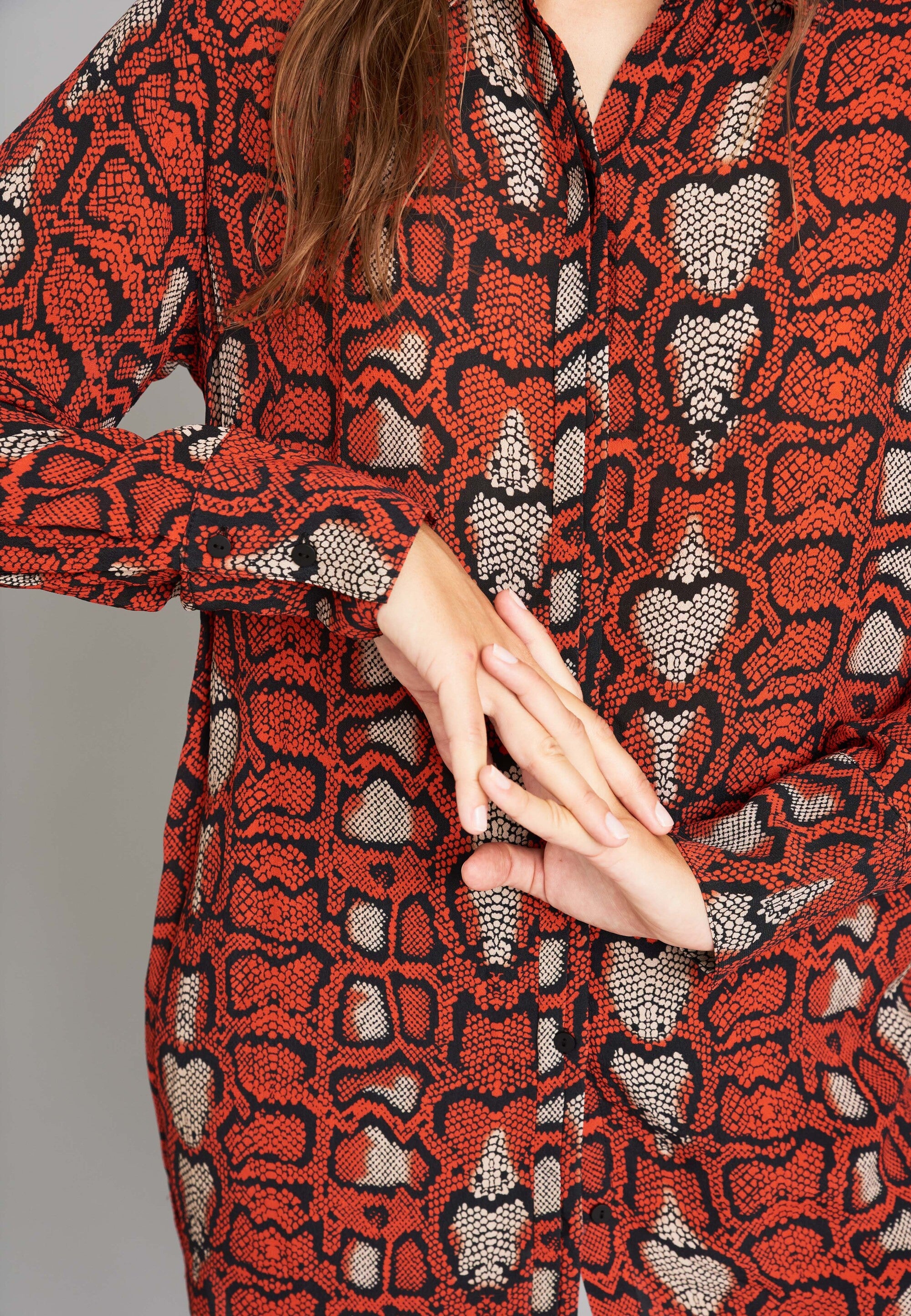 ECHTE Orion, Regular Shirts Shirts 05015 Cherry Tomato snake