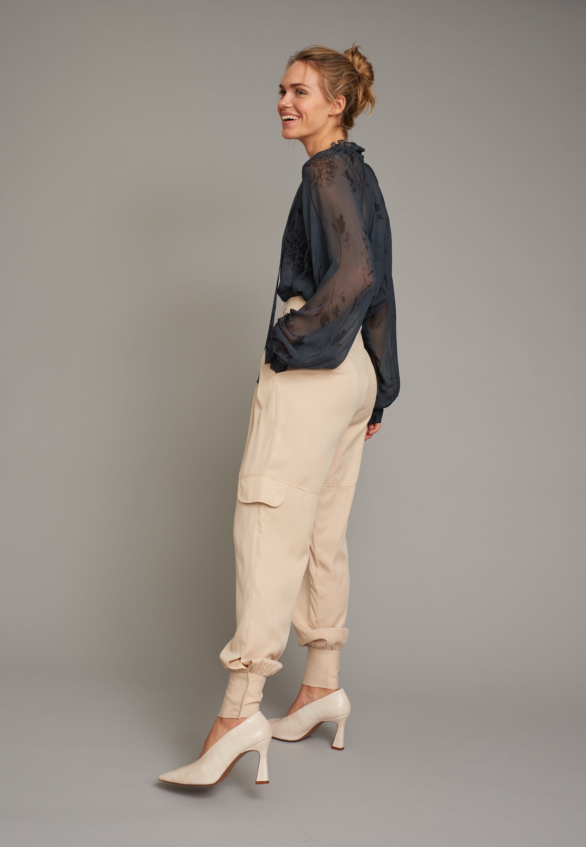 ECHTE Ruffled Sheer Blouse Blouses 05017 Navy Botanic